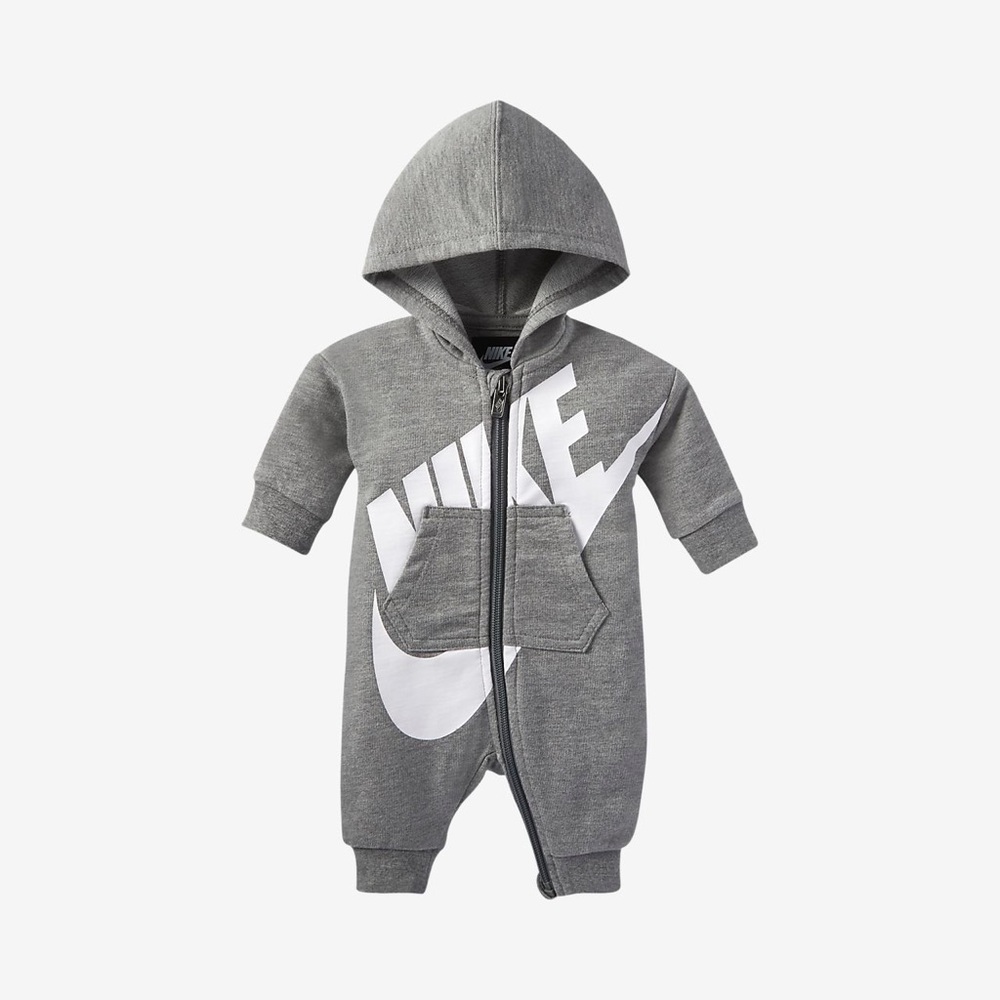 Nike Baby Boy Coverall/Jumper. Size 6MONTHS